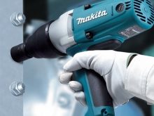 Chọn mua máy siết bu lông dùng điện Makita loại nào tốt?