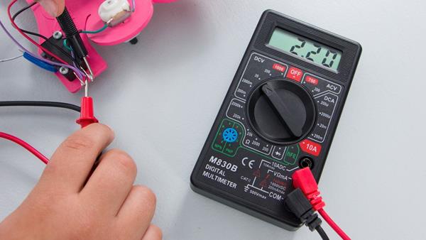 cách đo dung lượng pin bằng đồng hồ vạn năng