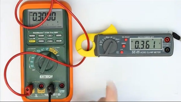 đo dòng điện bằng ampe kìm