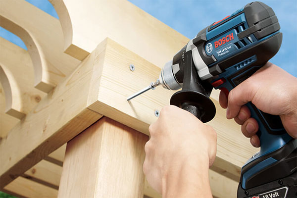 Máy khoan Bosch dùng pin cũng có một vài hạn chế nhất định