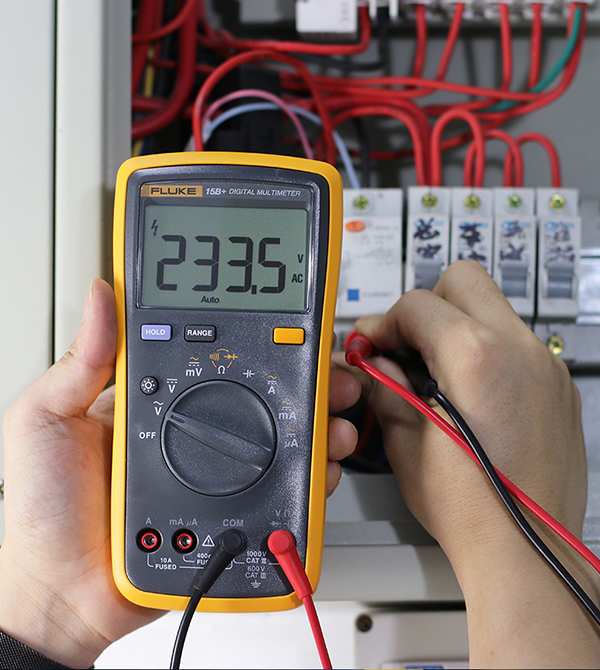 Fluke 15B+ an toàn cho người sử dụng