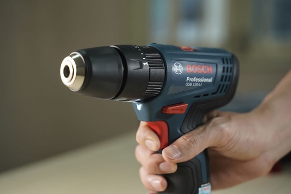 Bosch GSB 120-LI Professional 12V phù hợp với nhiều đối tượng người dùng