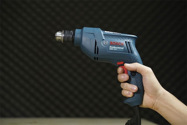 Đánh giá về thiết kế của Bosch GBM 350