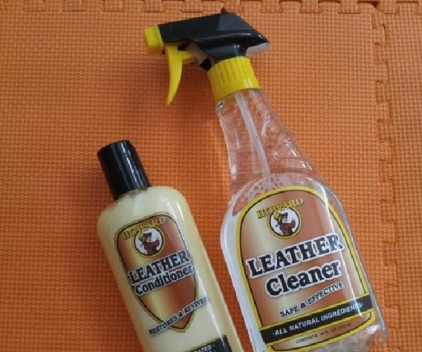 Chai xịt Howard Leather Cleaner và sáp Leather Conditioner. 