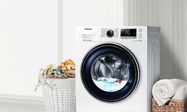Máy giặt nước nóng là máy giặt có chức năng giặt bằng nước nóng