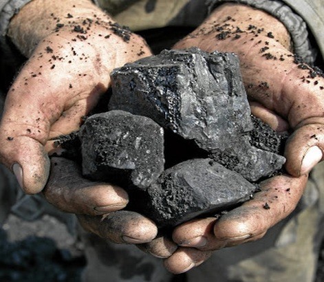 Than đá là gì? Tìm hiểu nguồn gốc, đặc điểm và tính chất của than đá