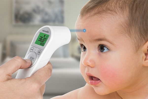 Cách sử dụng máy đo nhiệt độ trán