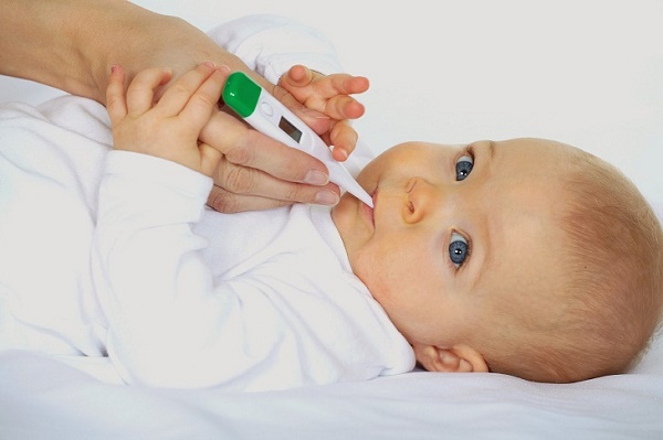 Cách dùng máy đo nhiệt độ đo miệng