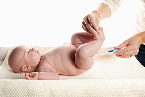 Hướng dẫn cách đo nhiệt độ ở hậu môn