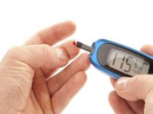 Máy test đường huyết
