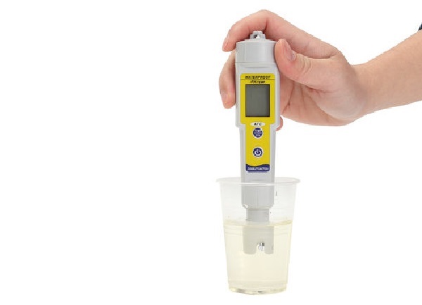 Bút đo pH có thiết kế nhỏ gọn, trọng lượng nhẹ nhàng