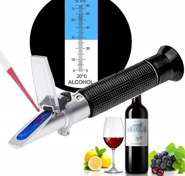 Khúc xạ kế đo độ cồn được ứng dụng trong sản xuất rượu, nước ngọt