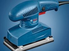 Máy chà nhám Bosch GSS 2300
