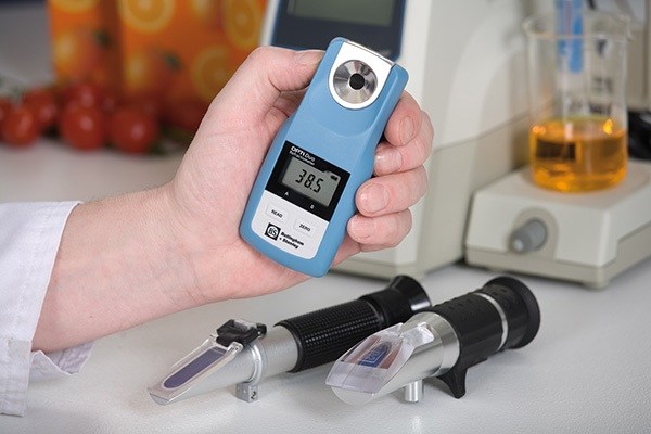 Khúc xạ kế là thiết bị dùng để đo nước