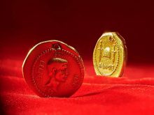 Đồng xu vàng do Sát thủ giết chết Julius Caesar đúc được bán với giá hàng triệu đô