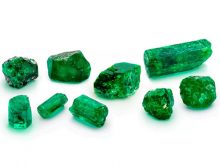 Kho báu ngọc lục bảo từ con tàu đắm 400 năm tuổi được bán đấu giá