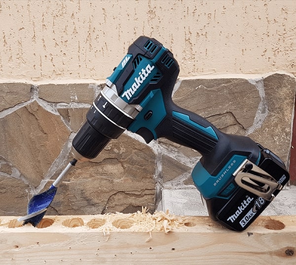 Máy khoan pin Makita DHP484RTE