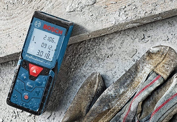 Máy đo khoảng cách Bosch GLM 40 chống bụi, chống nước tốt