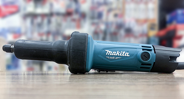 Makita M9100B