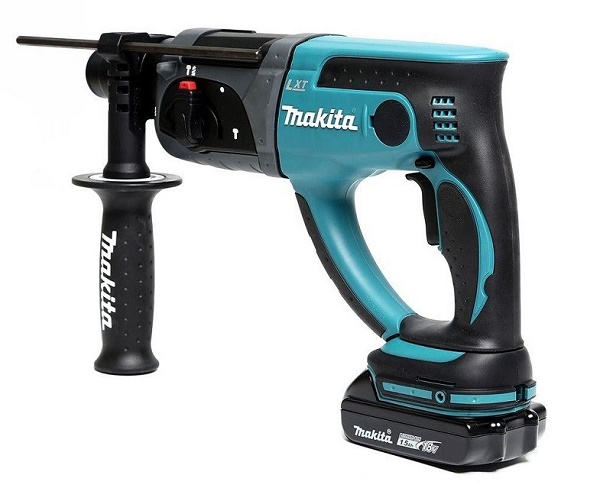 Máy khoan bê tông Makita DHR241RFE làm việc linh hoạt