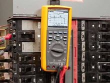 Đồng hồ vạn năng Fluke 289 có tốt không