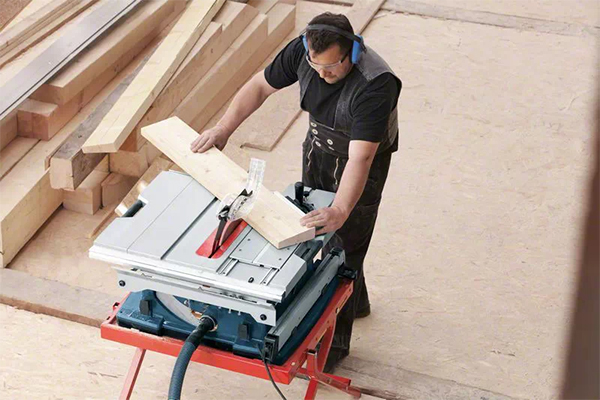 Hình ảnh máy cắt gỗ công nghiệp GTS 10 XC