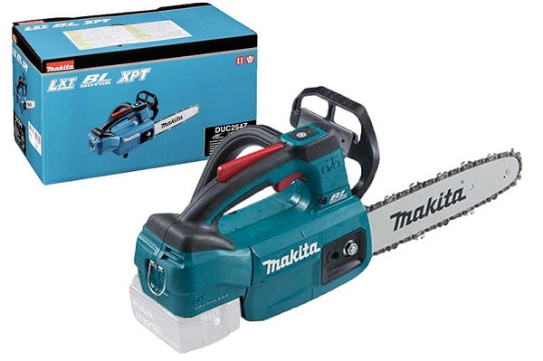 máy cưa xích Makita DUC254Z làm việc mạnh mẽ