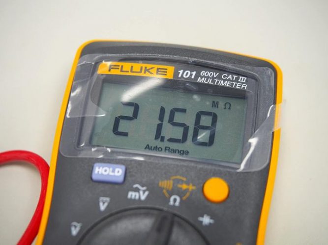 Fluke 101 sở hữu màn hình điện tử sắc nét