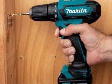 Đánh giá máy khoan pin Makita DF333DSYE có gì nổi bật?