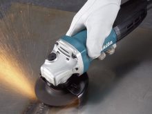 Đánh giá máy mài góc Makita GA4031 dùng điện công suất 720W