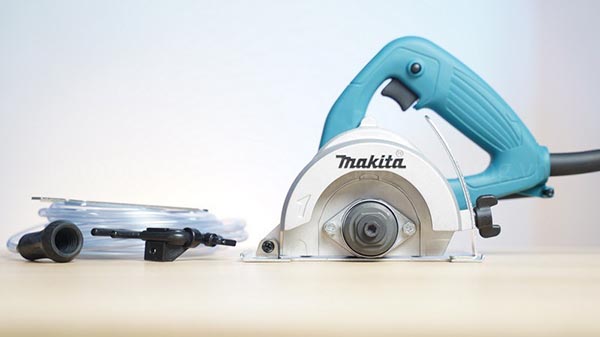 Giá máy cắt gạch Makita 4100NH3 cạnh tranh