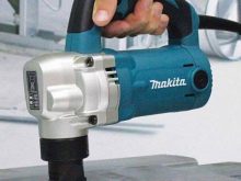 Top 3 máy cắt tôn Makita cắt đẹp bán chạy dùng chuyên nghiệp