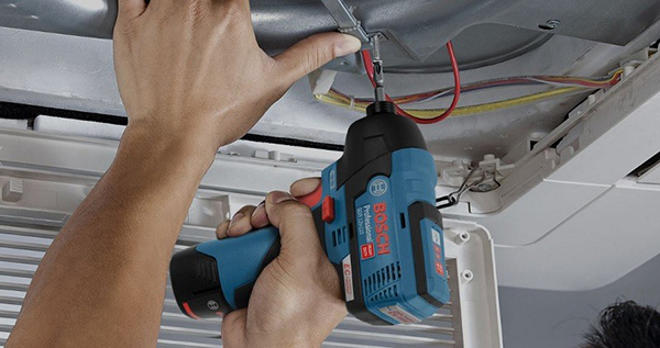 Máy bắt vít dùng pin Bosch GDR 12V-110 Solo