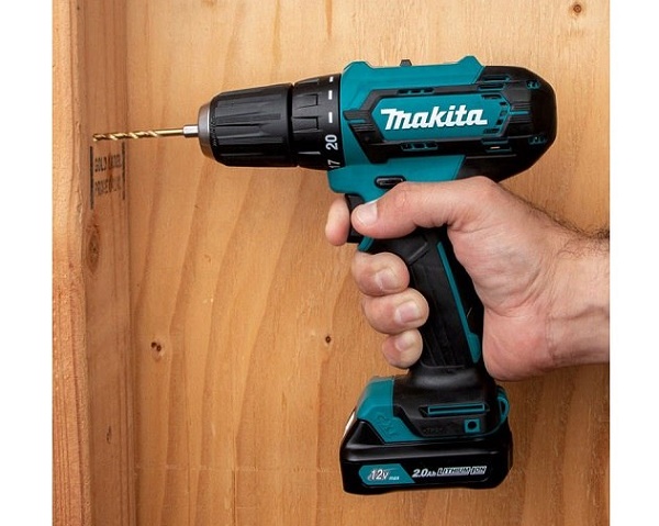 Máy khoan gỗ và bắn vít nhanh, mạnh
