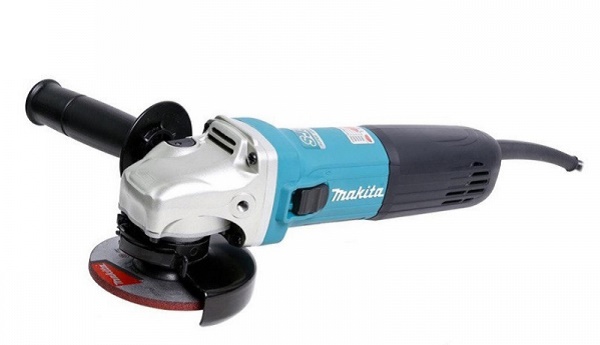 Thiết kế máy mài Makita GA4040C dễ sử dụng