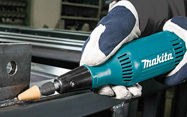 Makita GD0603 mài trơn tru, chất lượng cao