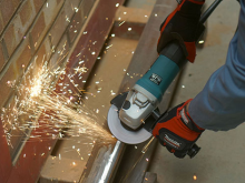 Có nên mua máy mài góc Makita GA4040 1100W 100mm không?