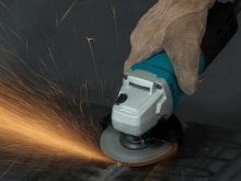 Review máy mài Makita M0910B 100mm công suất 540W