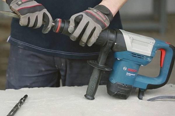 Thay thế mũi đục mới chất lượng hơn