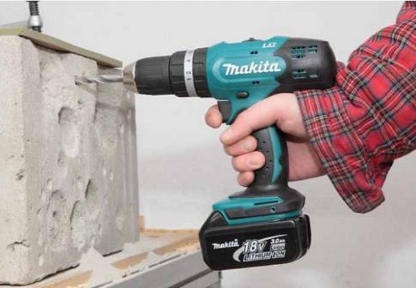 Makita DDF453SYE khoan gỗ, sắt và vặn vít nhanh chính xác