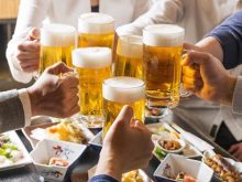 Cách uống rượu lâu say