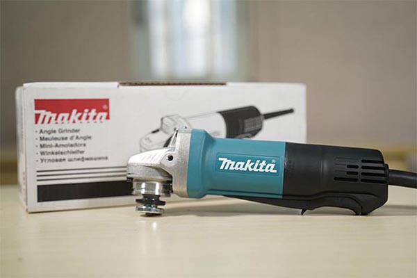 Máy mài góc Makita 9556HP