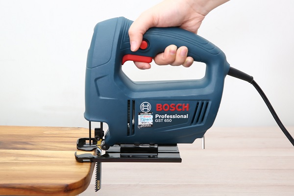 Bosch GST 650 có tính linh hoạt cao