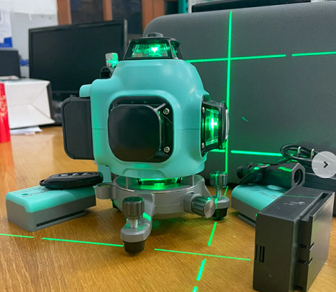 Máy cân bằng laser 16 tia xanh dùng cho thi công chuyên dụng