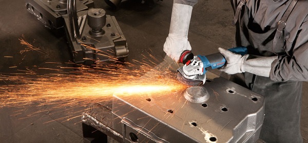 Máy mài Bosch dùng điện có giá rẻ hơn