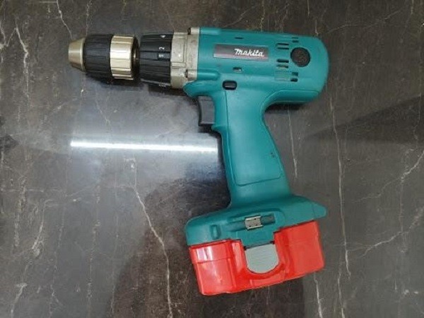 Máy khoan pin nội địa Nhật