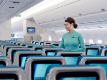 [Hỏi đáp] Có được mang kim loại lên máy bay không?