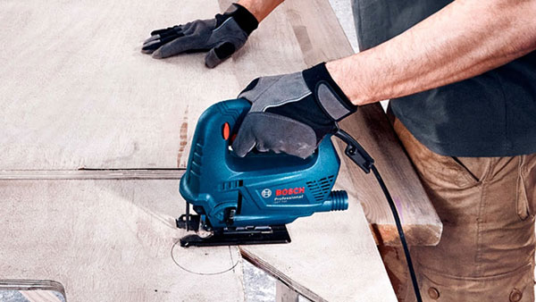 GST 700 Bosch có khả năng cắt thế nào?