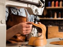 Các công đoạn sản xuất giày da