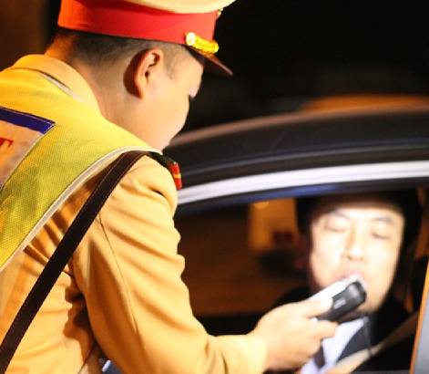Quy trình kiểm tra nồng độ cồn của CSGT